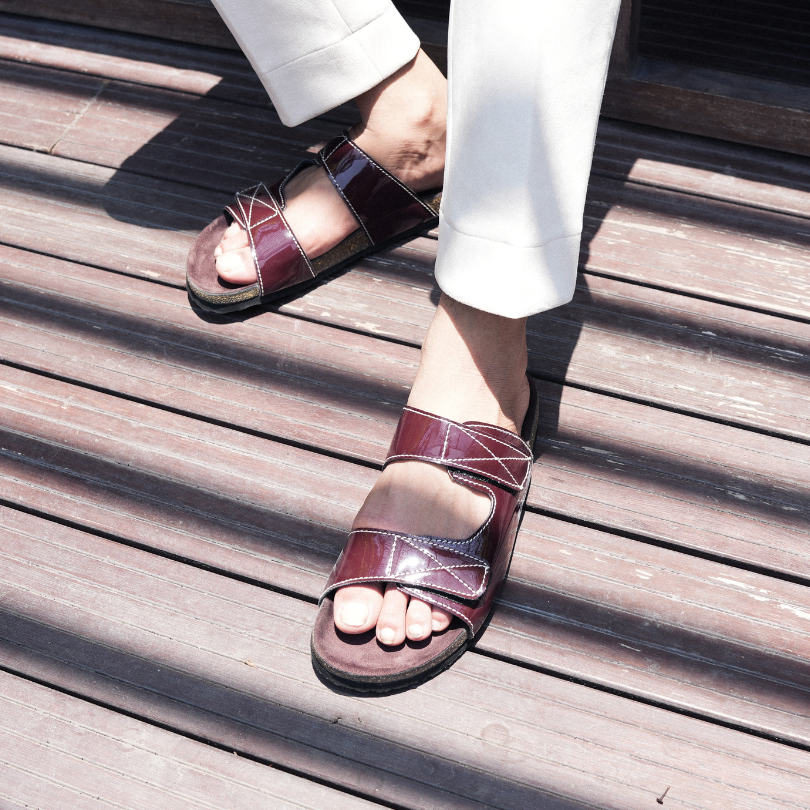 Monkstory Cork Dual-Straps Sandals - Glossy brown