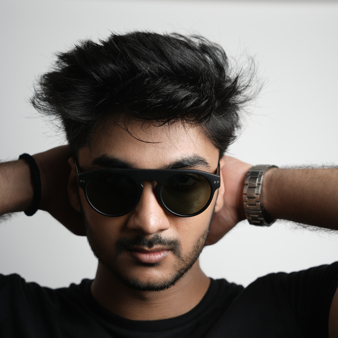 Monkstory's Bold Aviator Unisex Sunglasses - Black