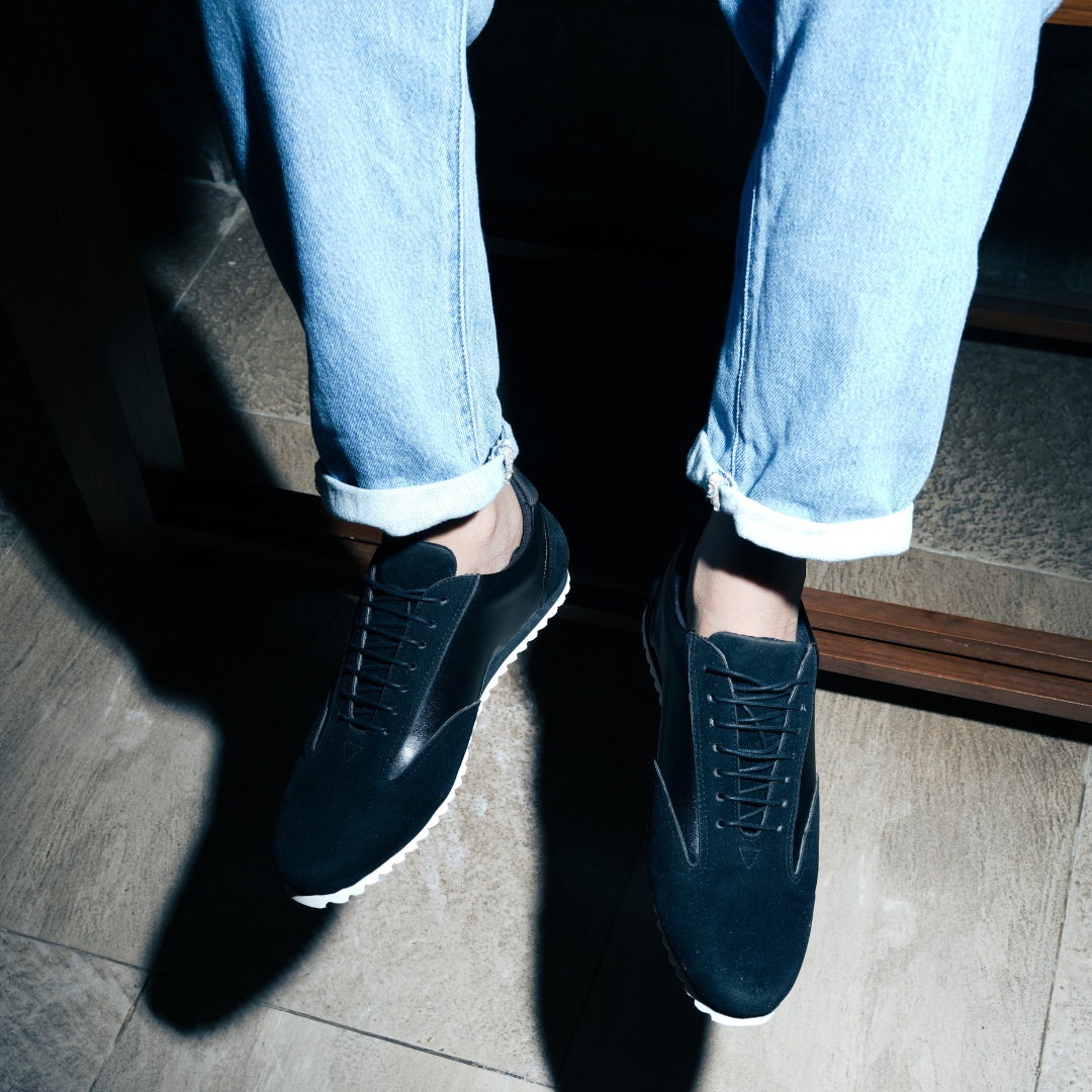 The Monkstory Black Dual-Tone Smart Sneakers combine sleek style with unparalleled comfort.