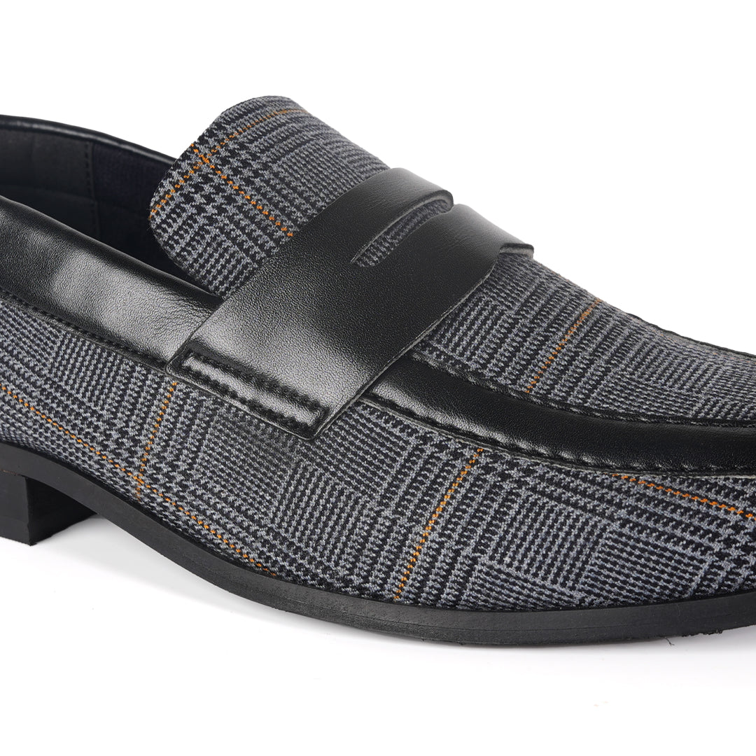 Raro Plaid Fabric Slip-Ons - Black