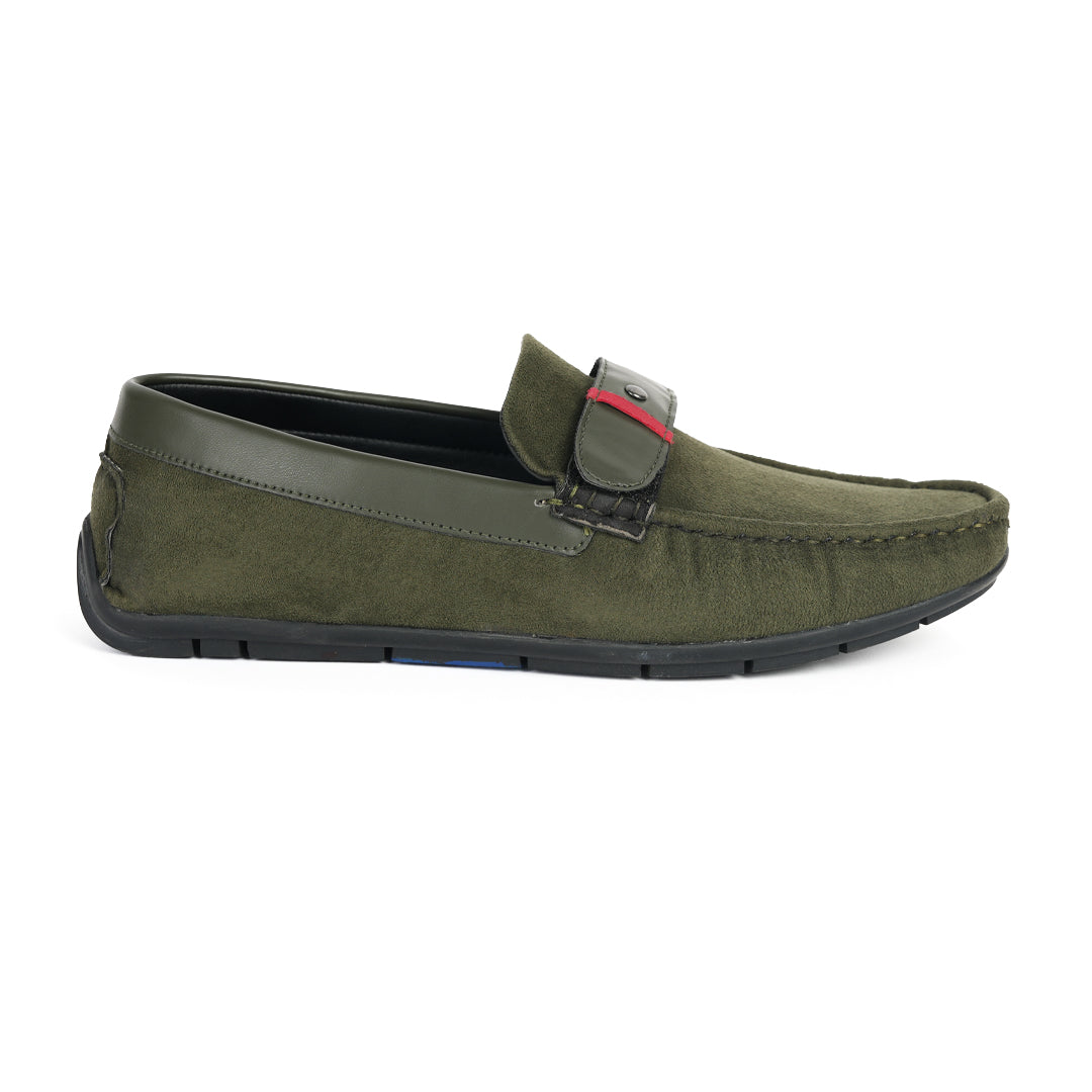 Elevate your style with these comfortable Monkstory olive green driving shoes. Crafted from luxurious suede, these men's loafers feature a striking red buckle for added flair. Perfect for any occasion.