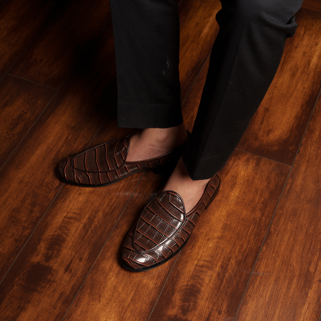 Monkstory Minimal Croc-Effect Slip-Ons - Brown