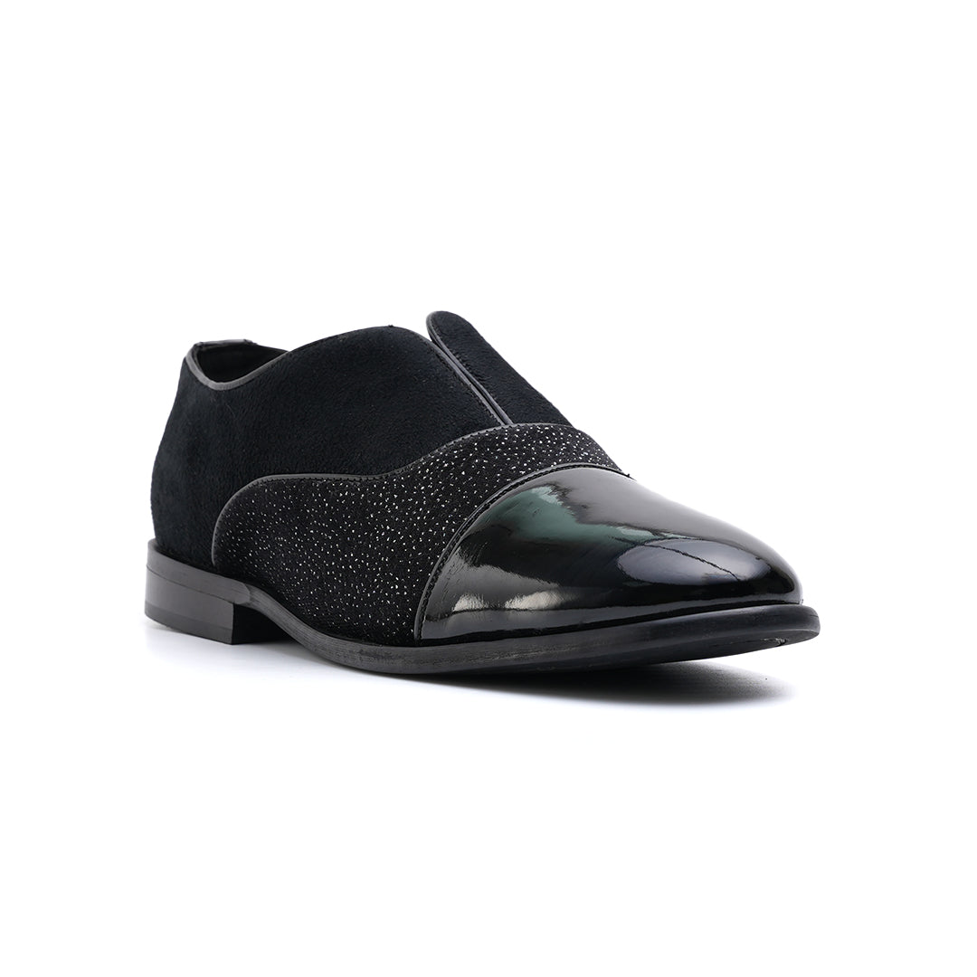 Monkstory Starlit Slip-Ons - Black