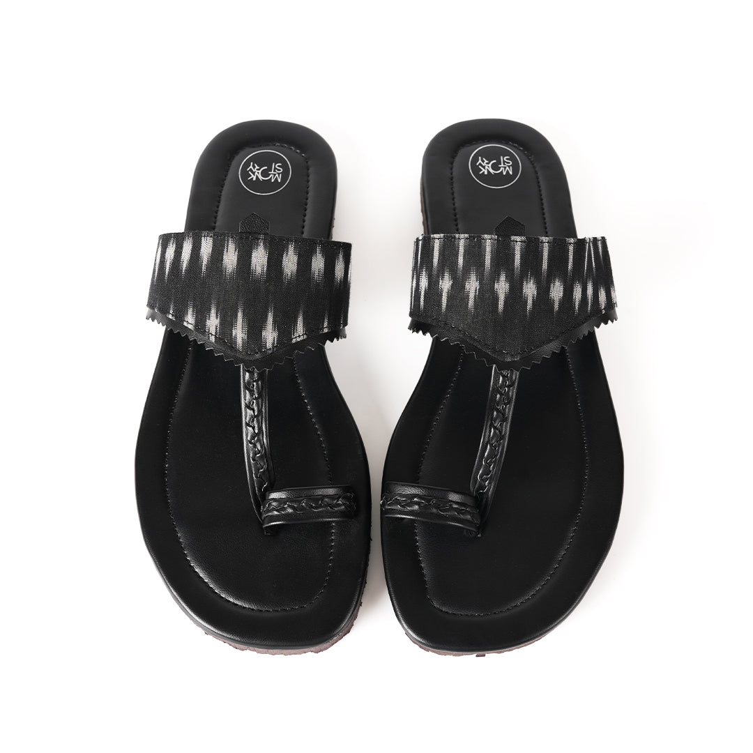 Monkstory Ikat Kolhapuri Sandals