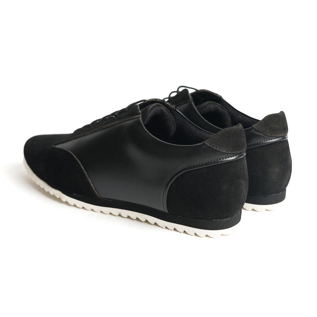 Smart black cheap leather trainers