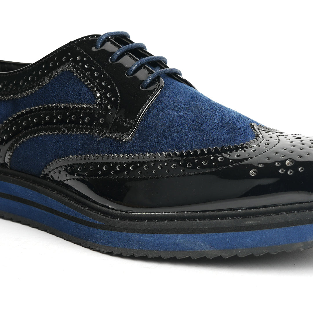 A stylish men's Monkstory Dual Colour Brogues - Glossy Black & Blue wingtip oxford shoe that elevates your fashion game.