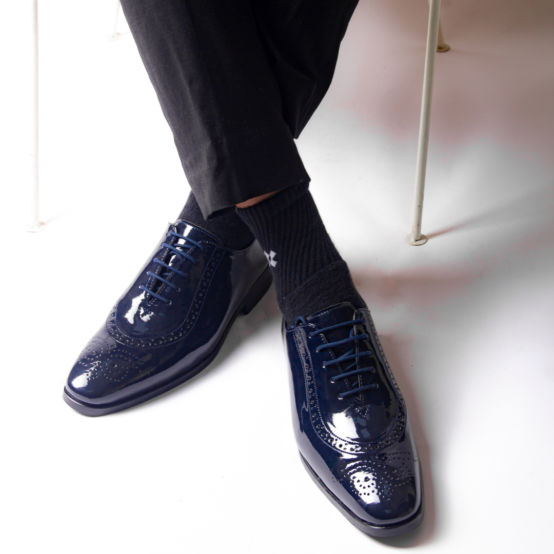 Monkstory's Glossy Classic Patent Oxford Lace-Ups - Blue are sophisticated men's wingtip shoes with rubberised soles.